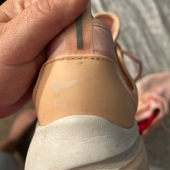 Nike Air light pink swoosh women’s size 8 sneakers - Picture 12 of 14
